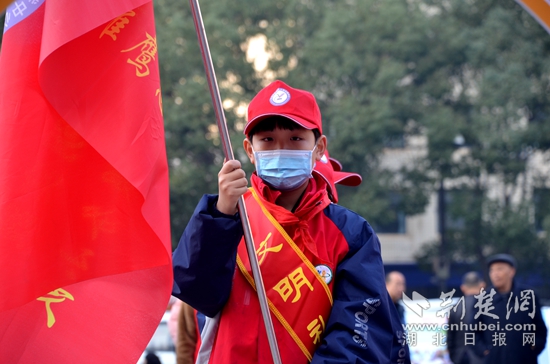 小小志愿者1.jpg
