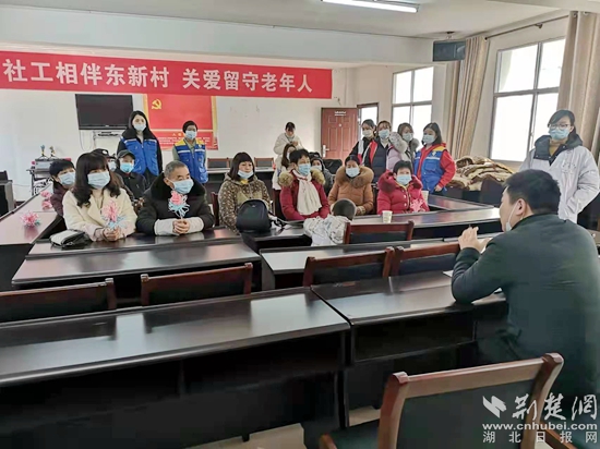 引導(dǎo)老年人樹(shù)立正確的健康理念.jpg
