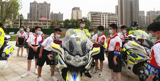 429a6cd0bbb217a227cfa2014ef4dfe.jpg