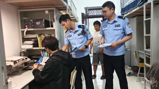 咸安公安1.jpg